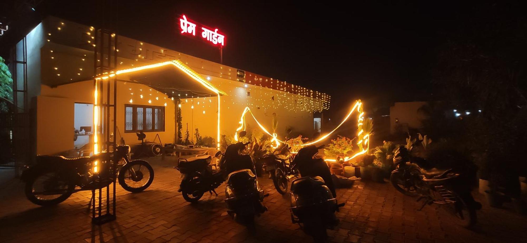 Prem Garden & Resort Mathura Exterior foto